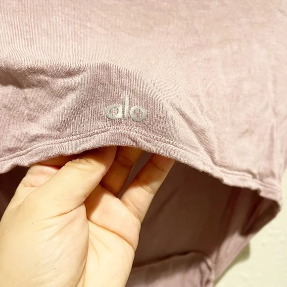 Alo Yoga Barre Long Sleeve Tie-Waist Crop Top Mauve Pink Dusted Plum Medium M - Picture 6 of 8
